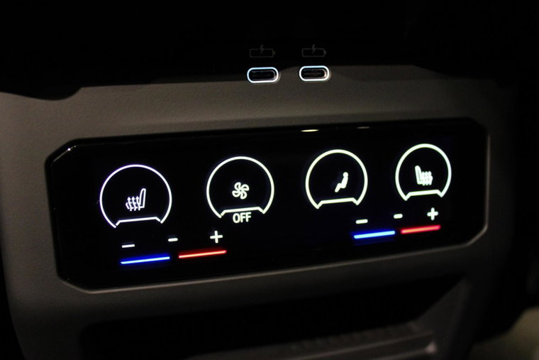 Vehicle Image 31