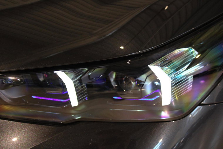 Vehicle Image 8