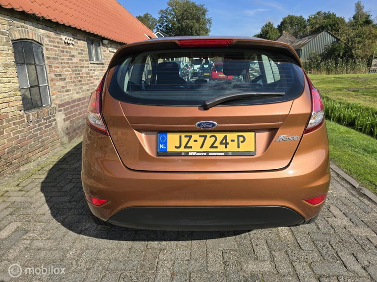 Vehicle Image 26