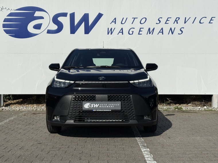 Vehicle Image 6