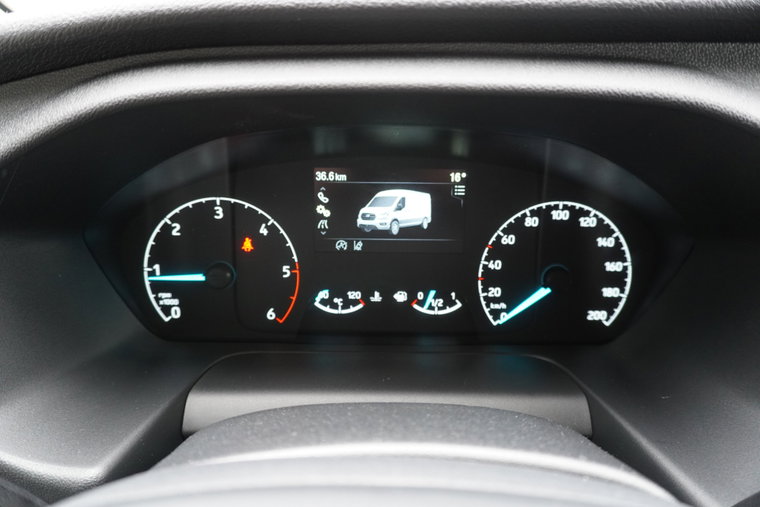 Vehicle Image 17