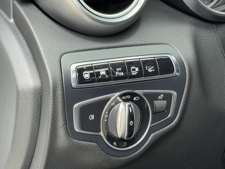 Vehicle Image 39