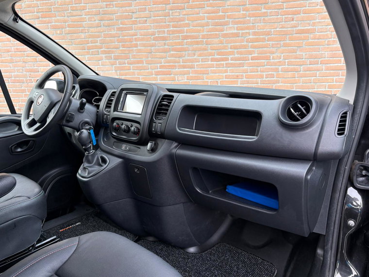 Vehicle Image 28