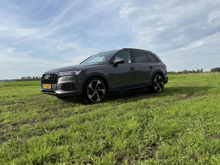 Vehicle Image 30