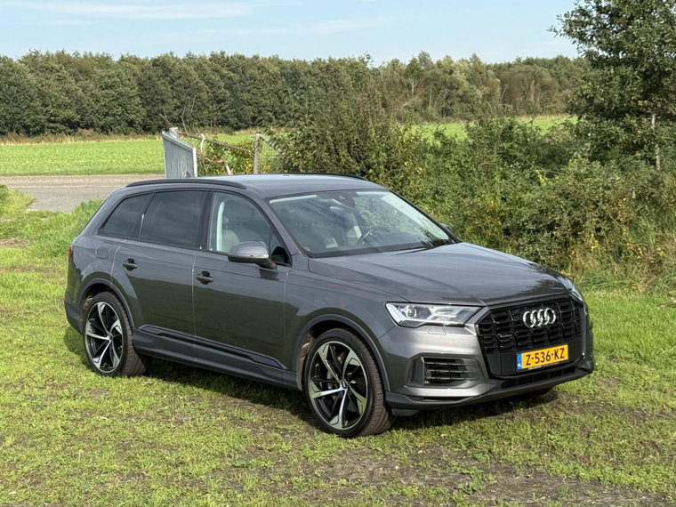 Vehicle Image 32