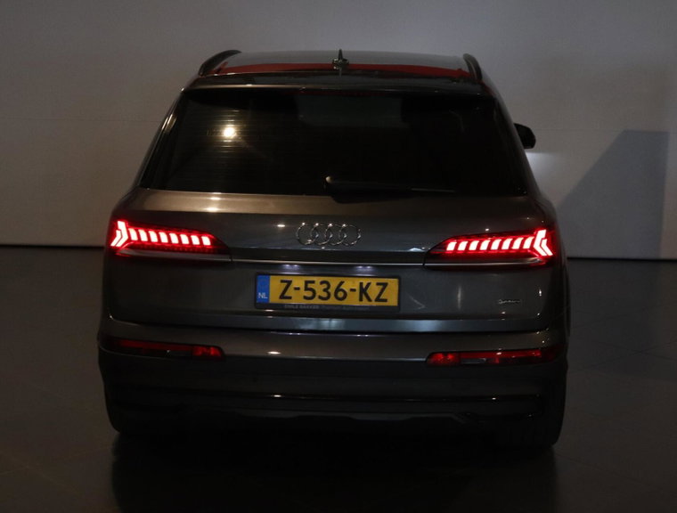 Vehicle Image 38