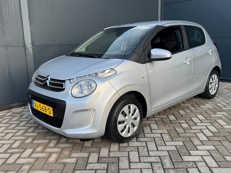 Vehicle Image 8