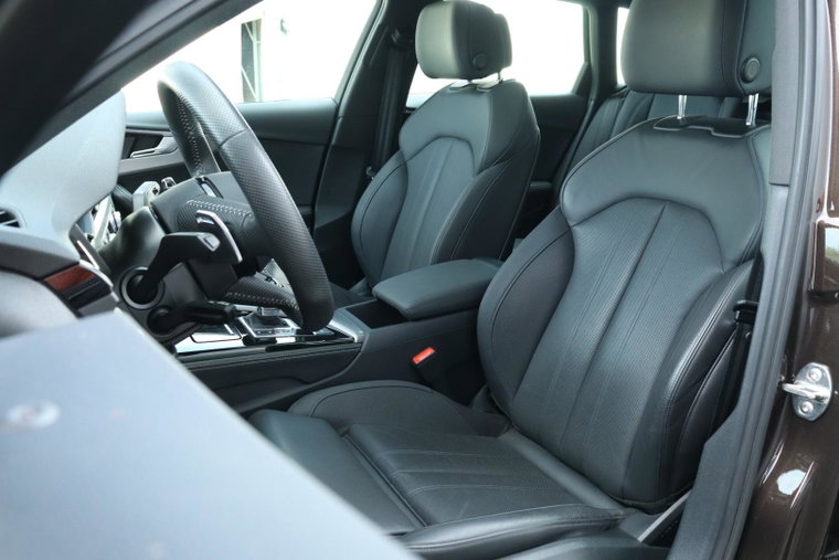 Vehicle Image 20