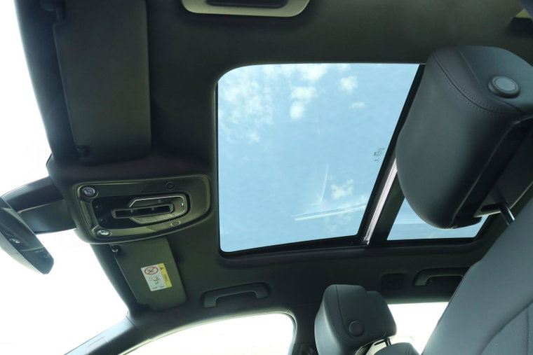 Vehicle Image 47