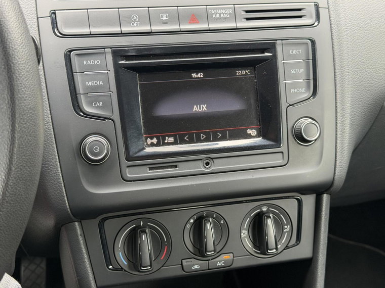 Vehicle Image 23
