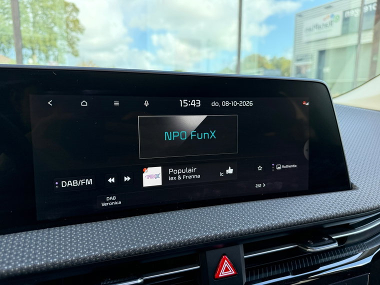 Vehicle Image 35