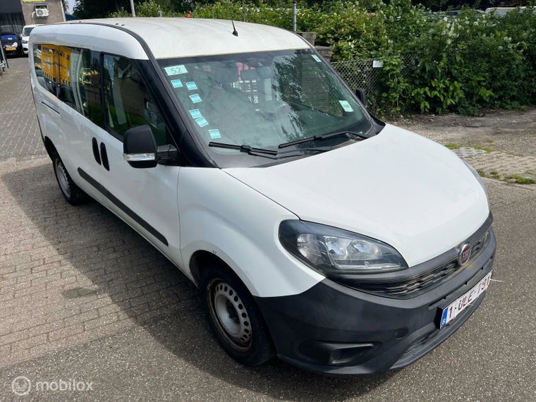 Vehicle Image 24