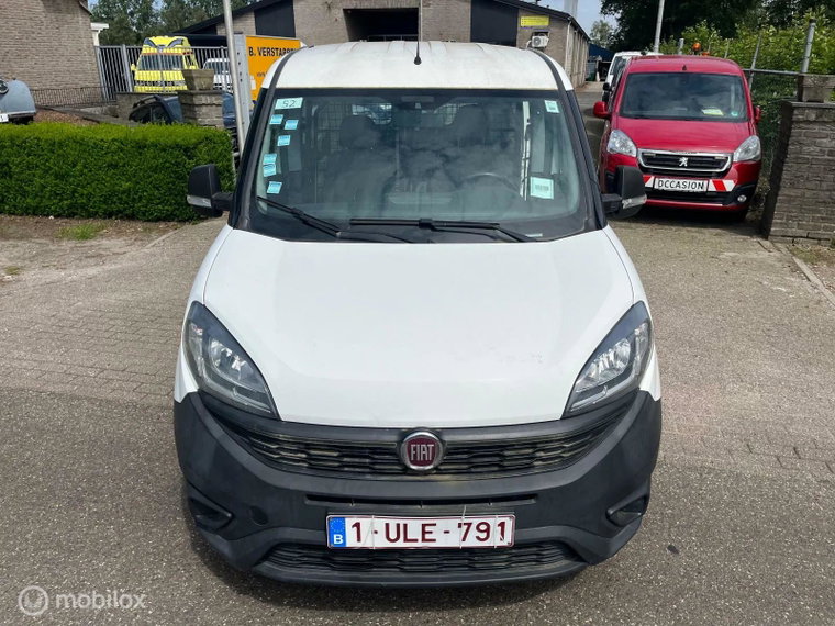 Vehicle Image 27