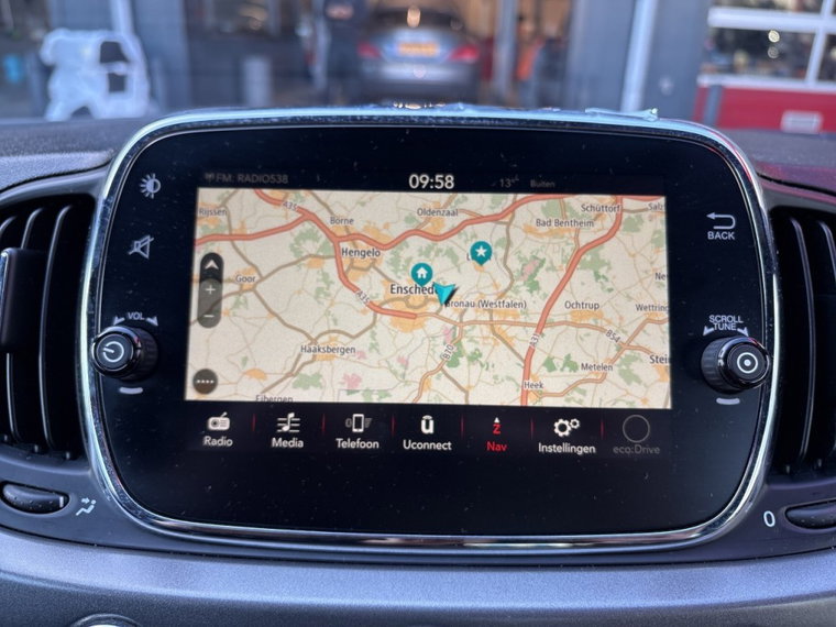 Vehicle Image 19