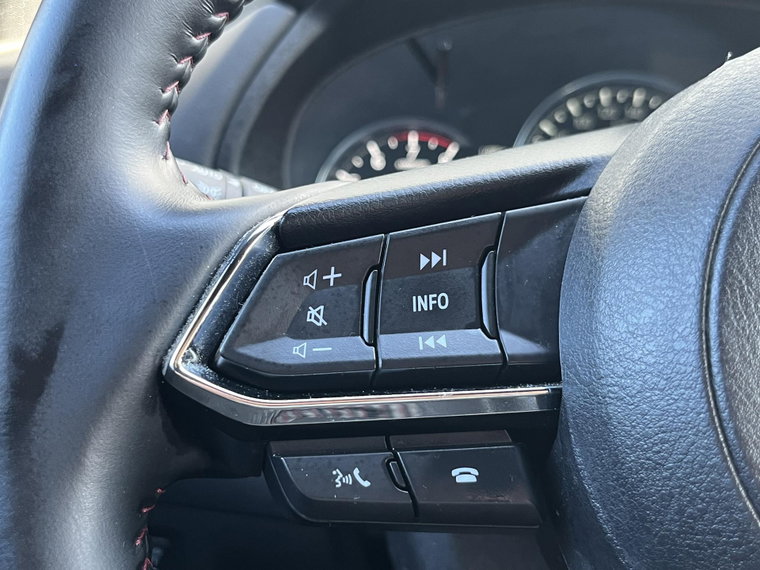Vehicle Image 33