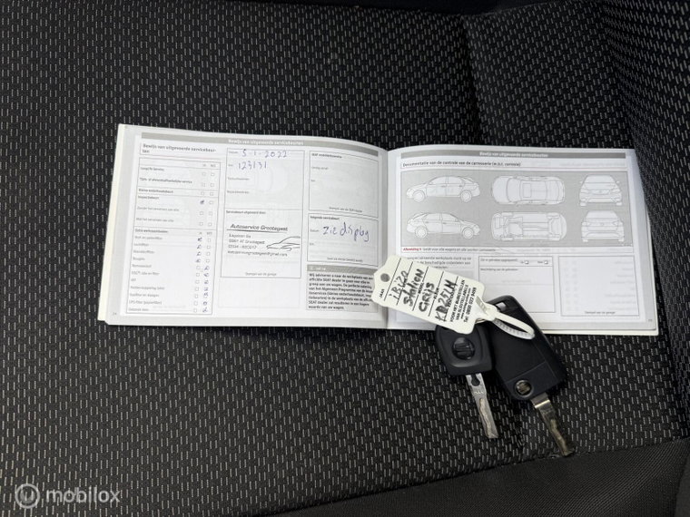 Vehicle Image 15