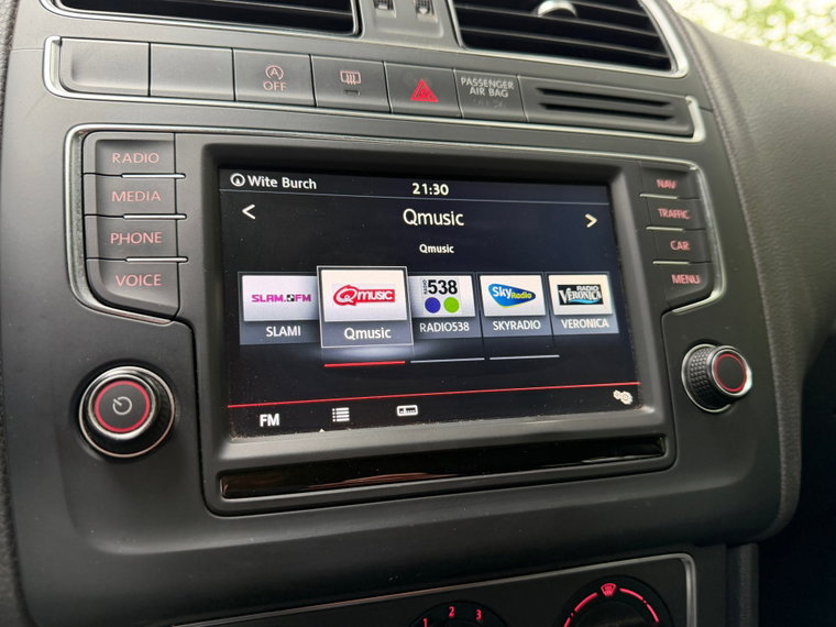 Vehicle Image 19