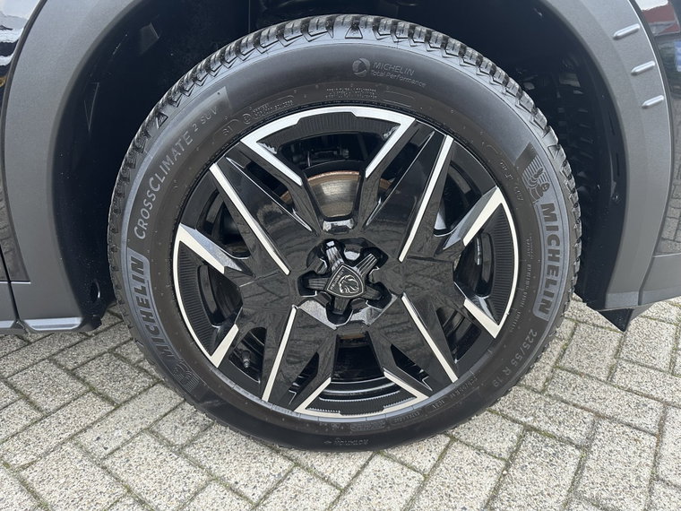 Vehicle Image 31