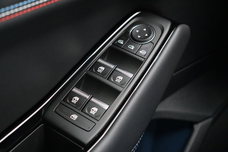 Vehicle Image 24