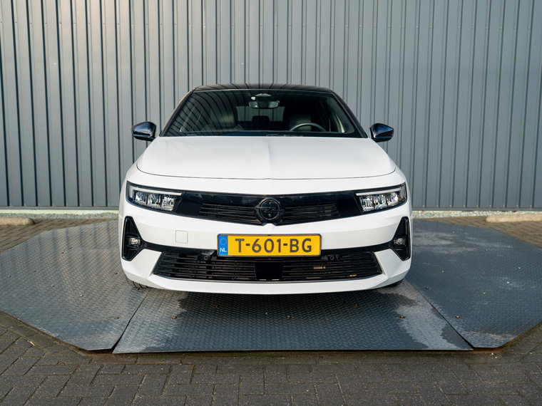 Vehicle Image 40