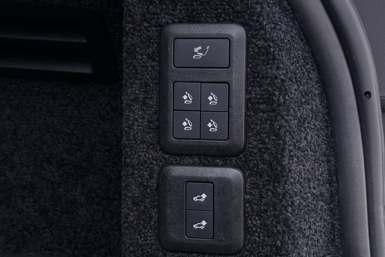 Vehicle Image 52