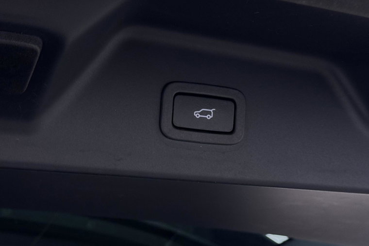Vehicle Image 53