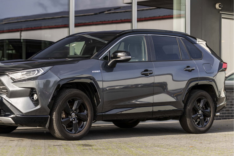 Vehicle Image 15