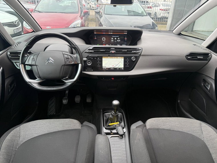 Vehicle Image 24