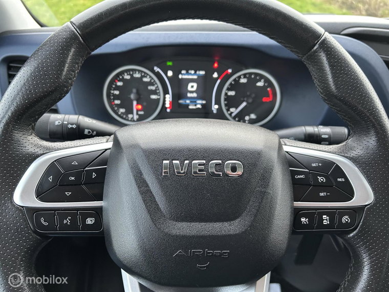 Vehicle Image 39