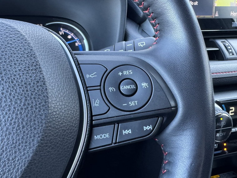 Vehicle Image 24