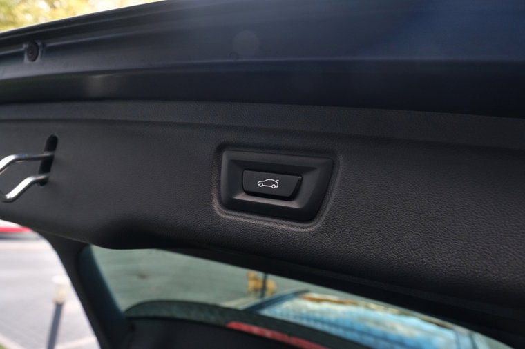 Vehicle Image 34