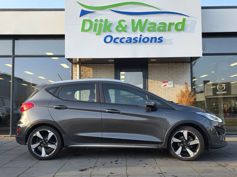 Vehicle Image 9