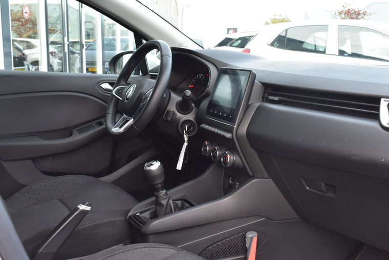 Vehicle Image 19