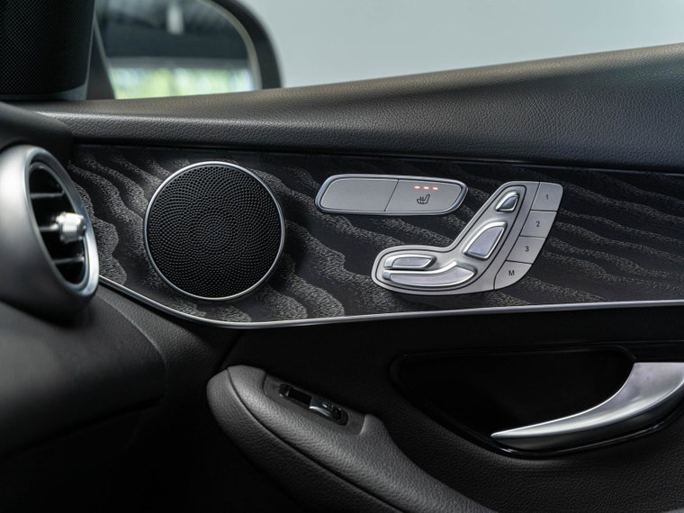 Vehicle Image 40