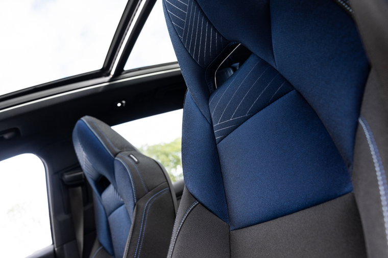 Vehicle Image 30