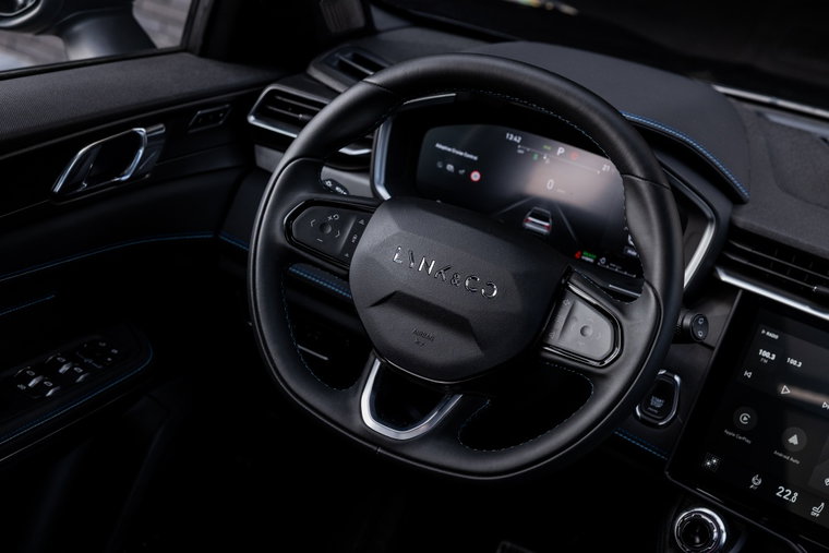 Vehicle Image 9