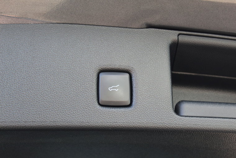 Vehicle Image 38