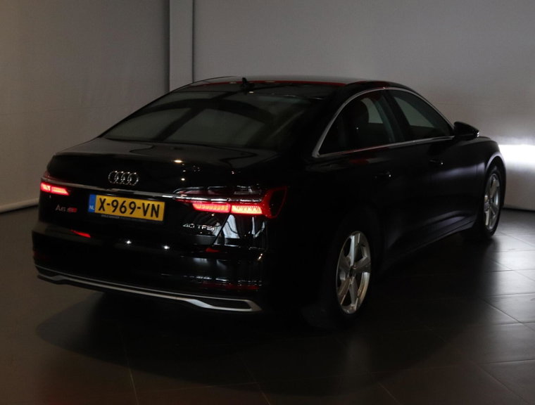 Vehicle Image 38