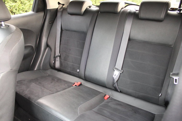Vehicle Image 37