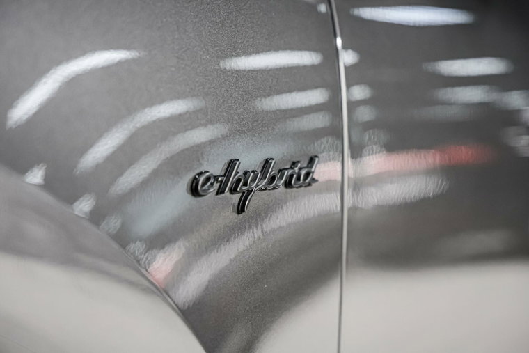 Vehicle Image 30