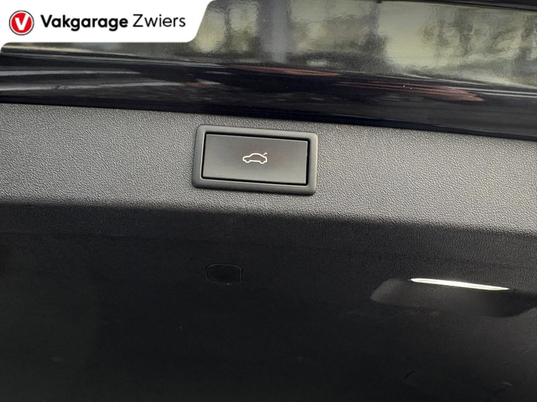 Vehicle Image 45