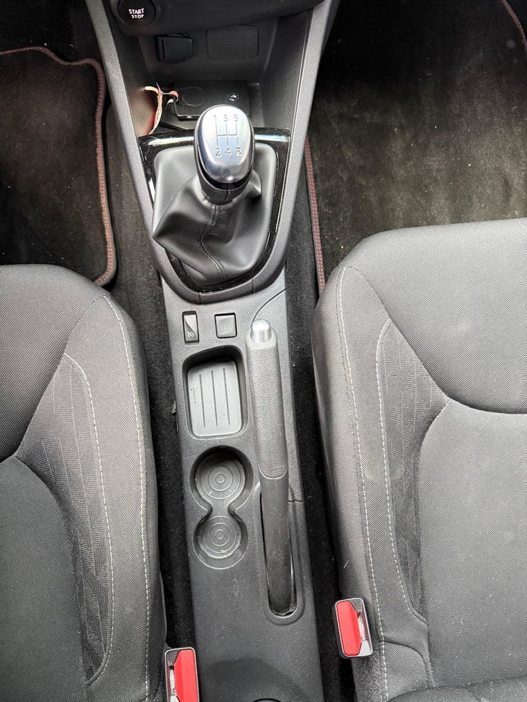 Vehicle Image 45