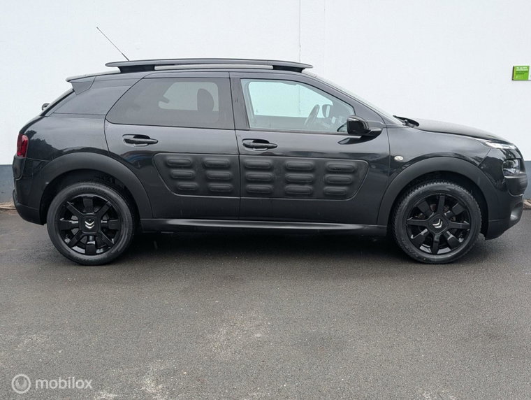 Vehicle Image 23
