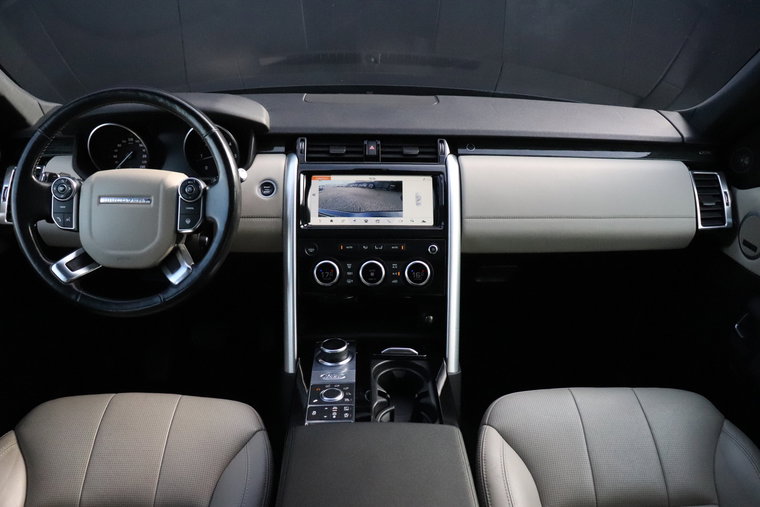 Vehicle Image 30