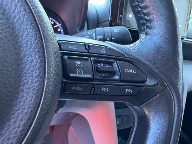 Vehicle Image 30