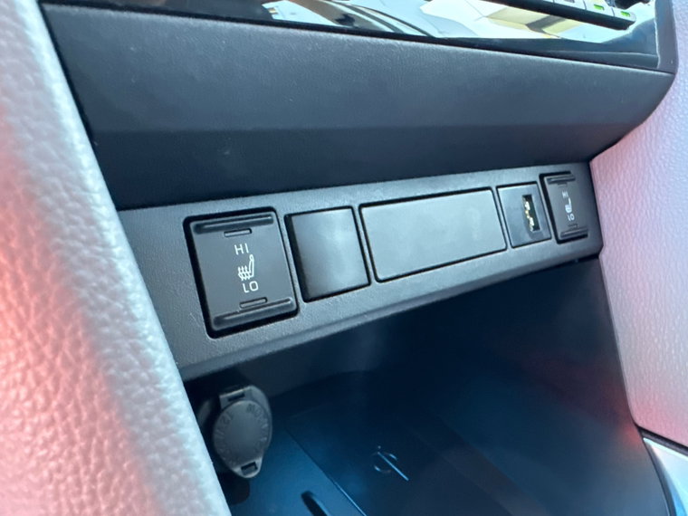 Vehicle Image 37