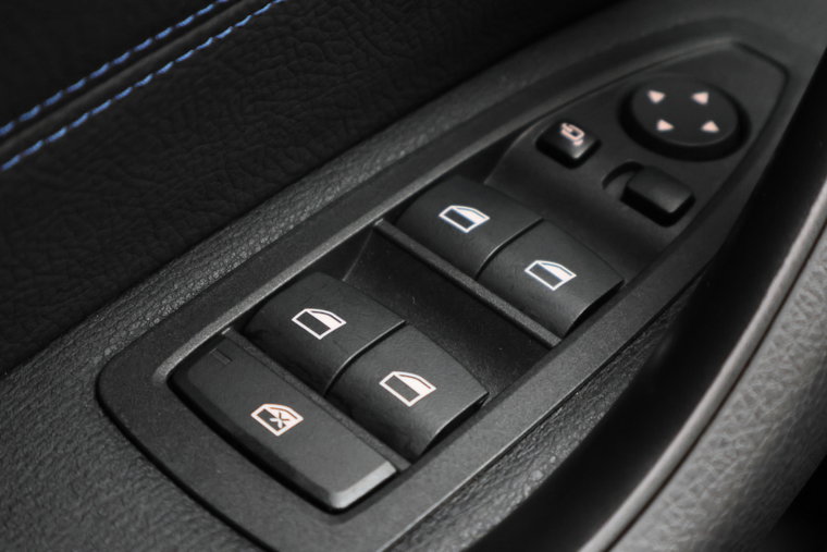 Vehicle Image 35