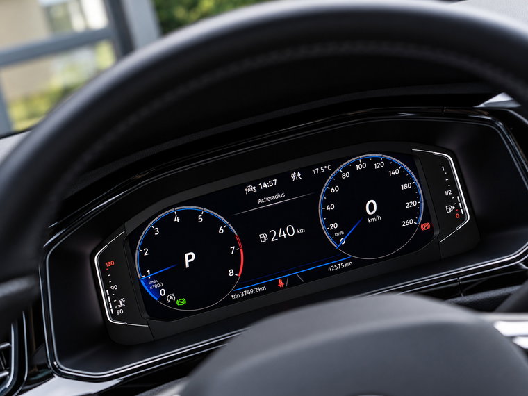 Vehicle Image 35