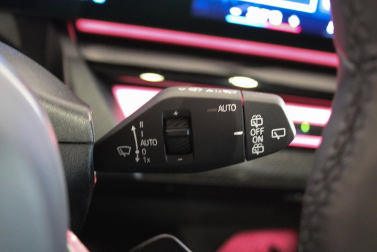 Vehicle Image 41