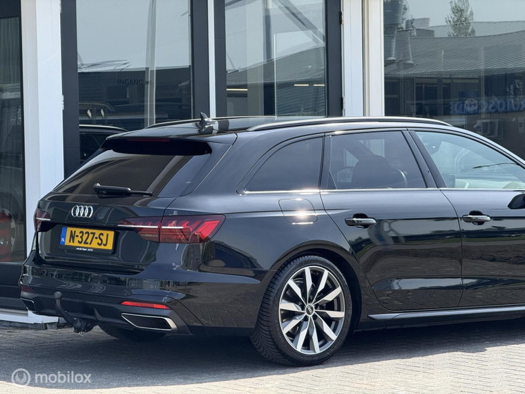 Vehicle Image 21